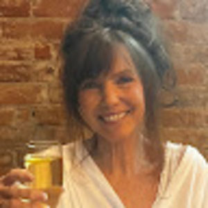 Meet your Posher, Ana